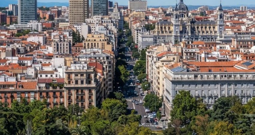 Antalya'dan Direkt Sefer İle İspanya Rotası Turu