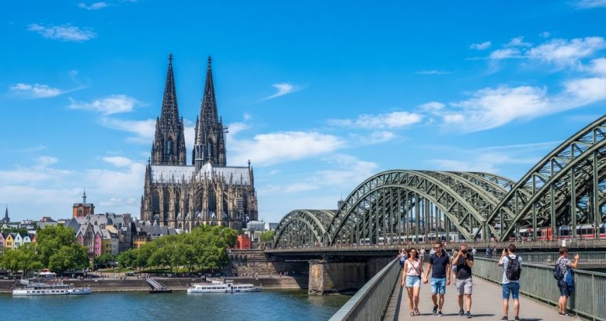 İzmir'den Direkt Sefer İle Yılbaşı Özel Hollanda & Almanya Turu Rotası